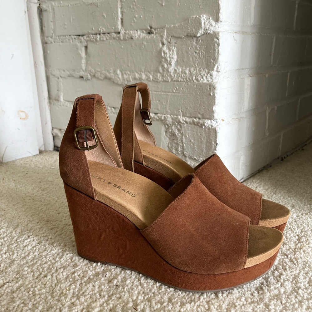 Lucky Brand brown wedges size 10